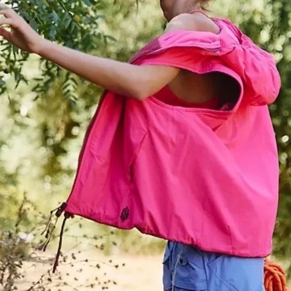 NWT FP Movement by Free People Recreation Reversible Fleece Puffer  Vest - Picture 3 of 7